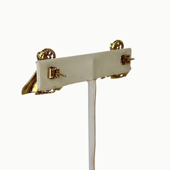 Vintage Earrings Red Rhinestones Gold Tone Intricate Detail Texture Pierced Post - Picture 4 of 8